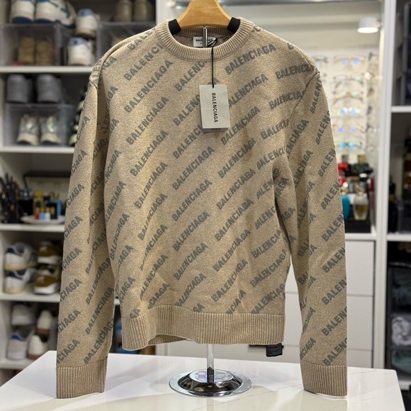 Balenciaga Cashmere Reflective Puff - New - Large - Picture 1 of 8